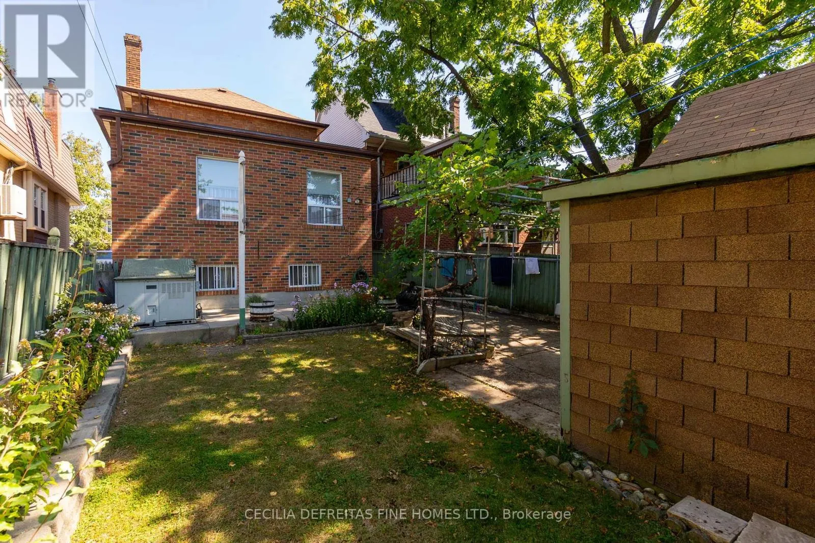 48 WESTMOUNT AVENUE