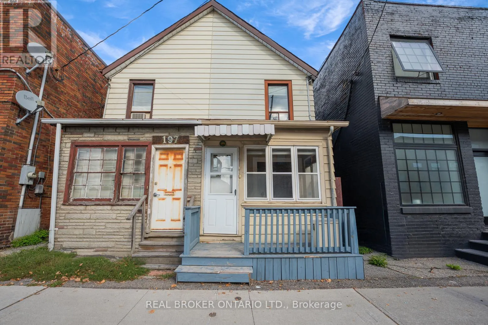 195 ISLINGTON AVENUE