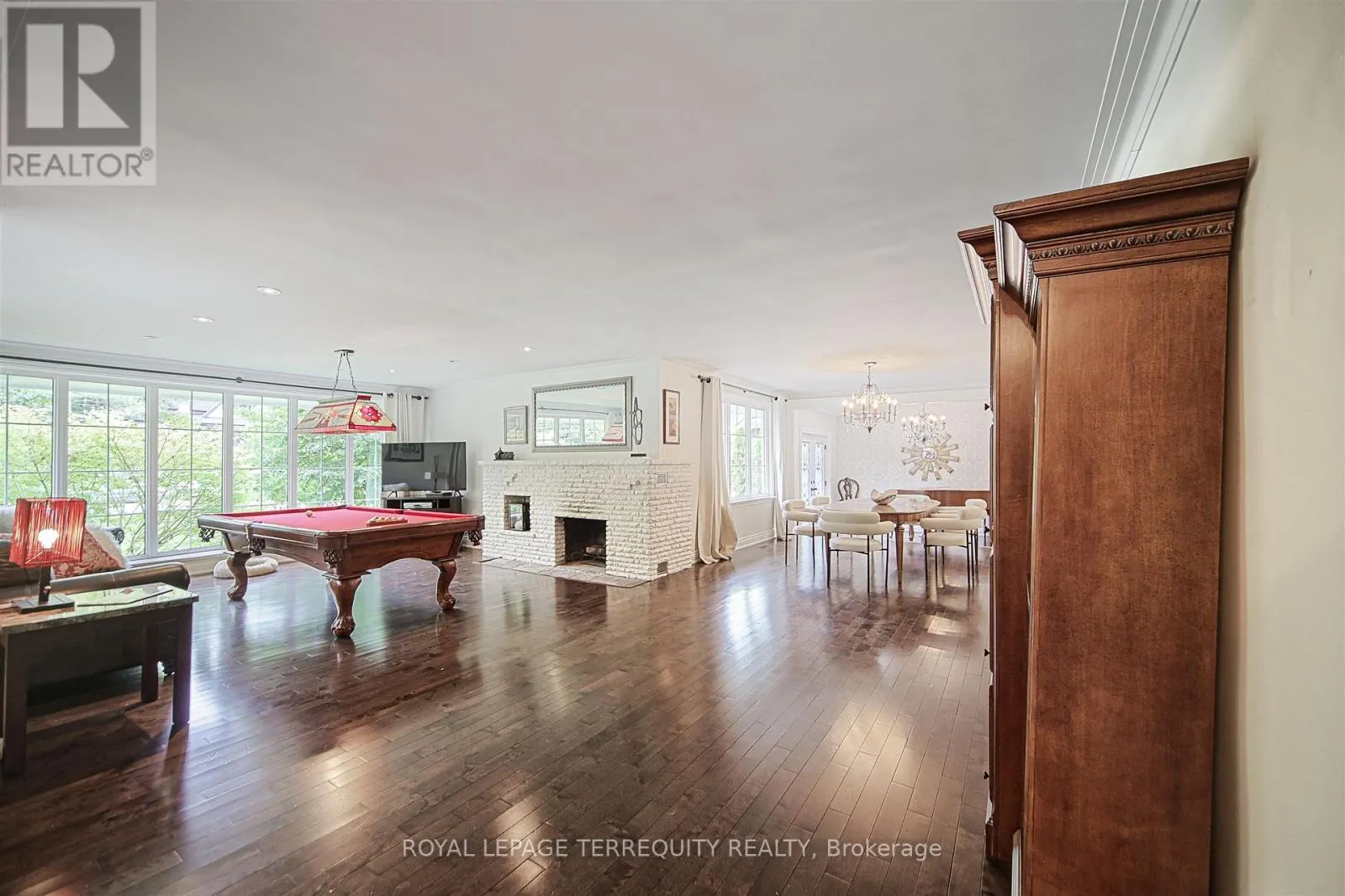 1412 GLENWOOD DRIVE