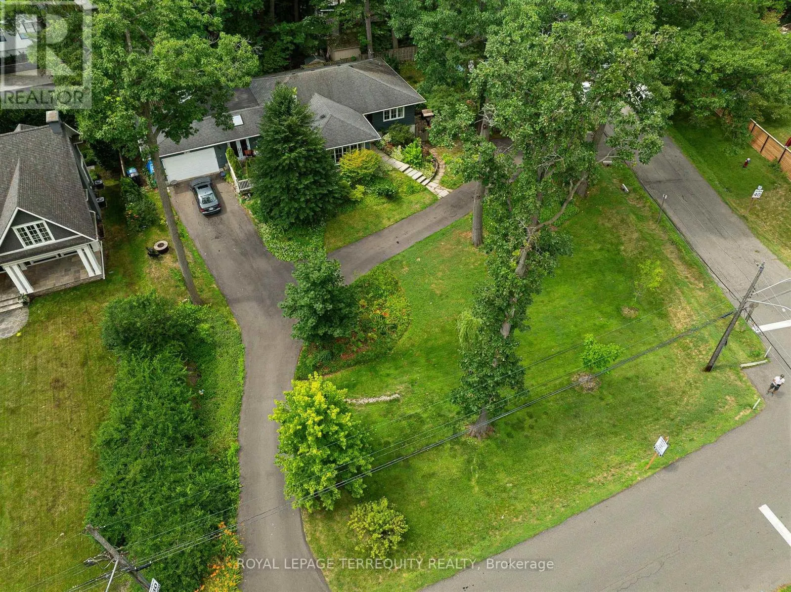 1412 GLENWOOD DRIVE
