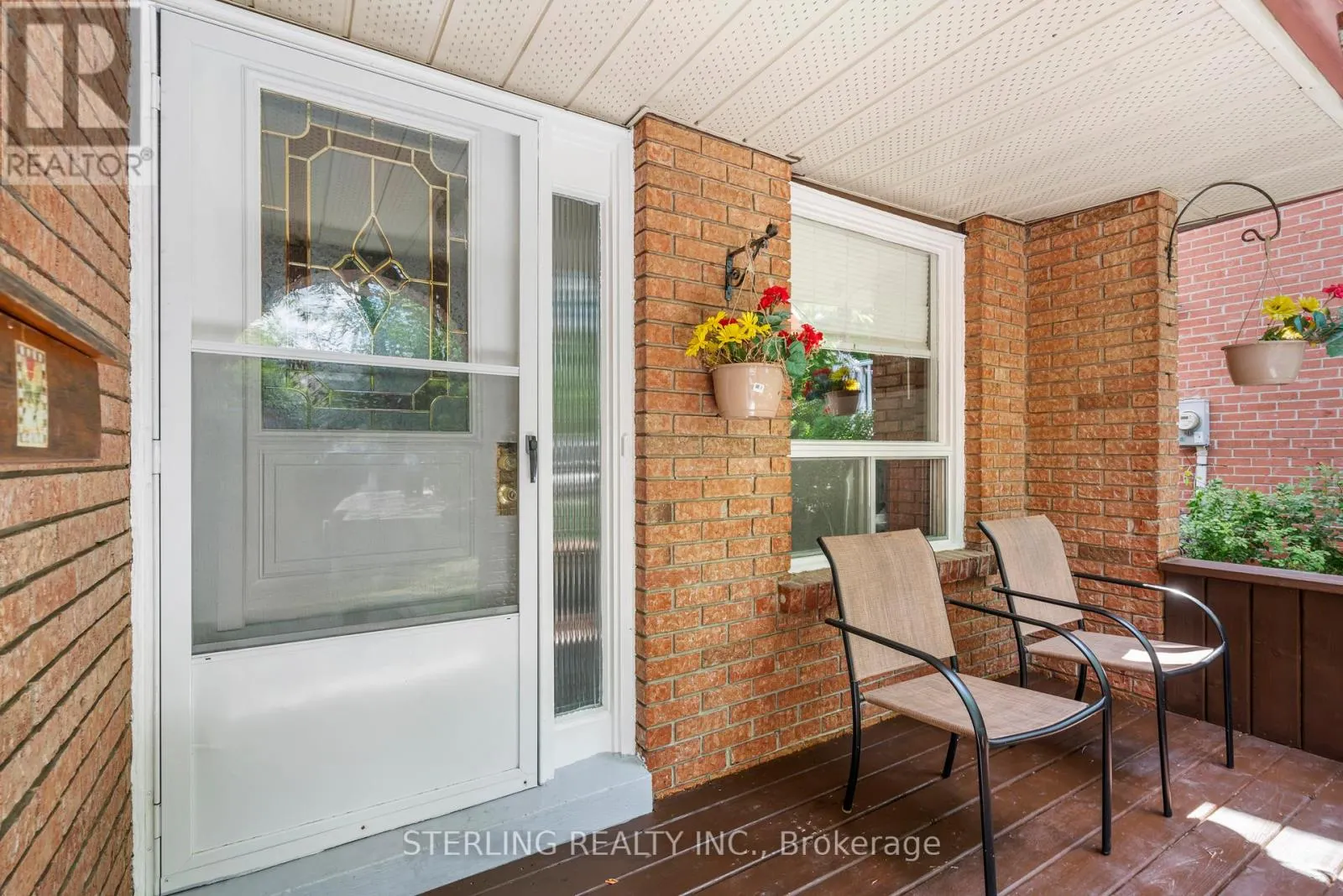 21 FOXACRE ROW