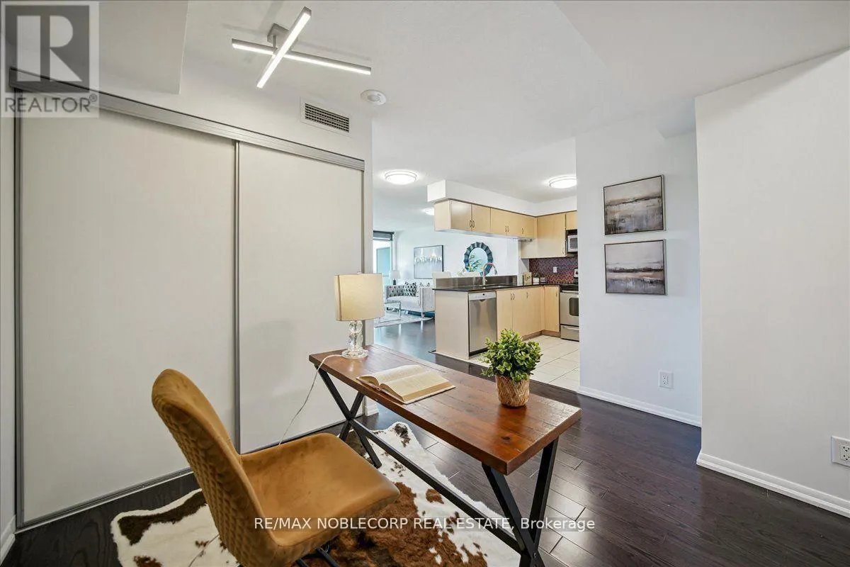 1403 - 185 LEGION ROAD