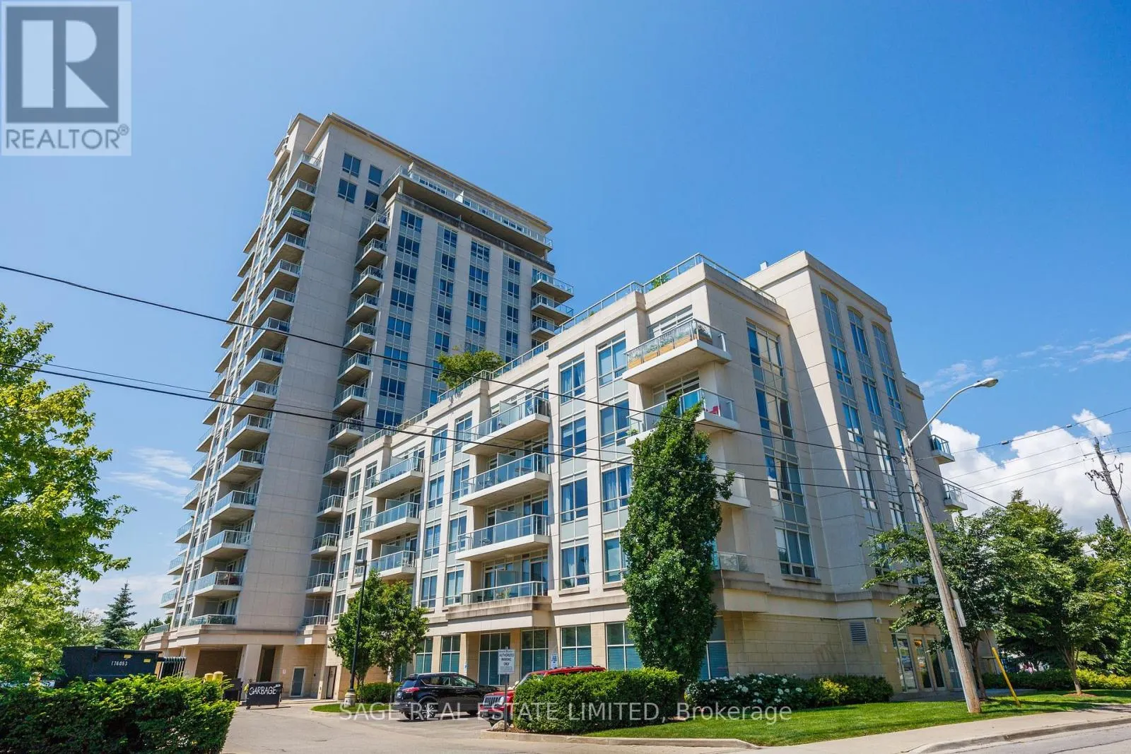 1302 - 3865 LAKE SHORE BOULEVARD W