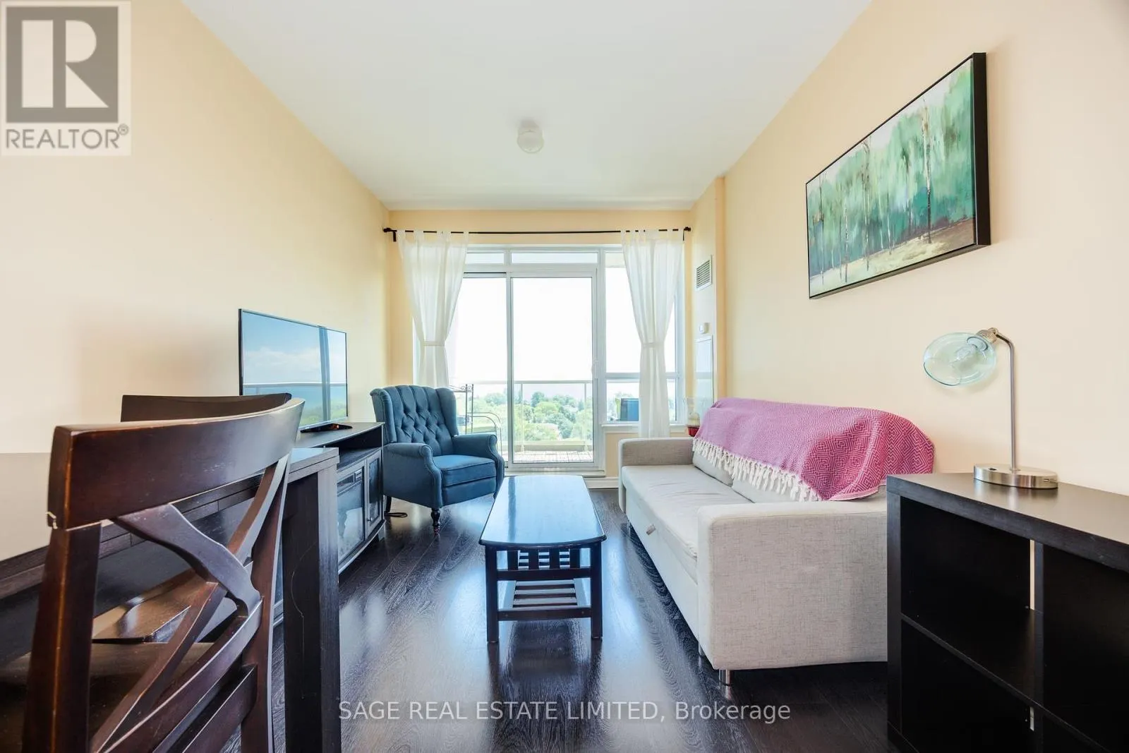 1302 - 3865 LAKE SHORE BOULEVARD W