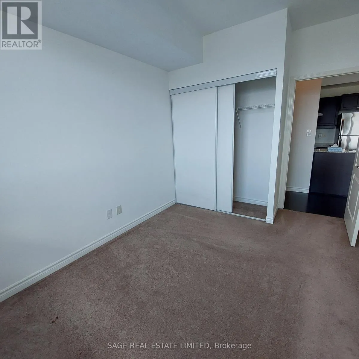 1302 - 3865 LAKE SHORE BOULEVARD W