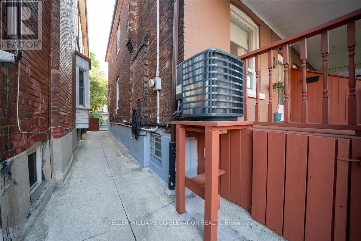 85 EMERSON AVENUE