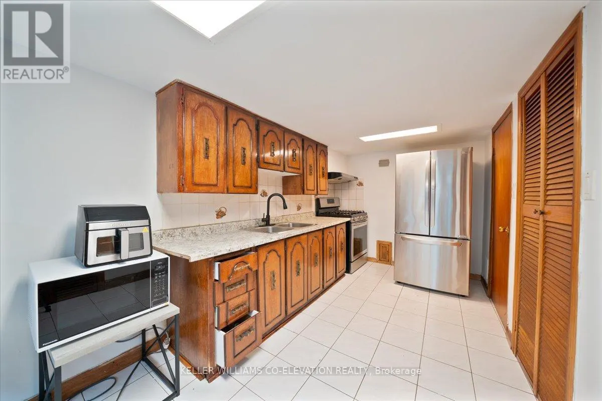 85 EMERSON AVENUE