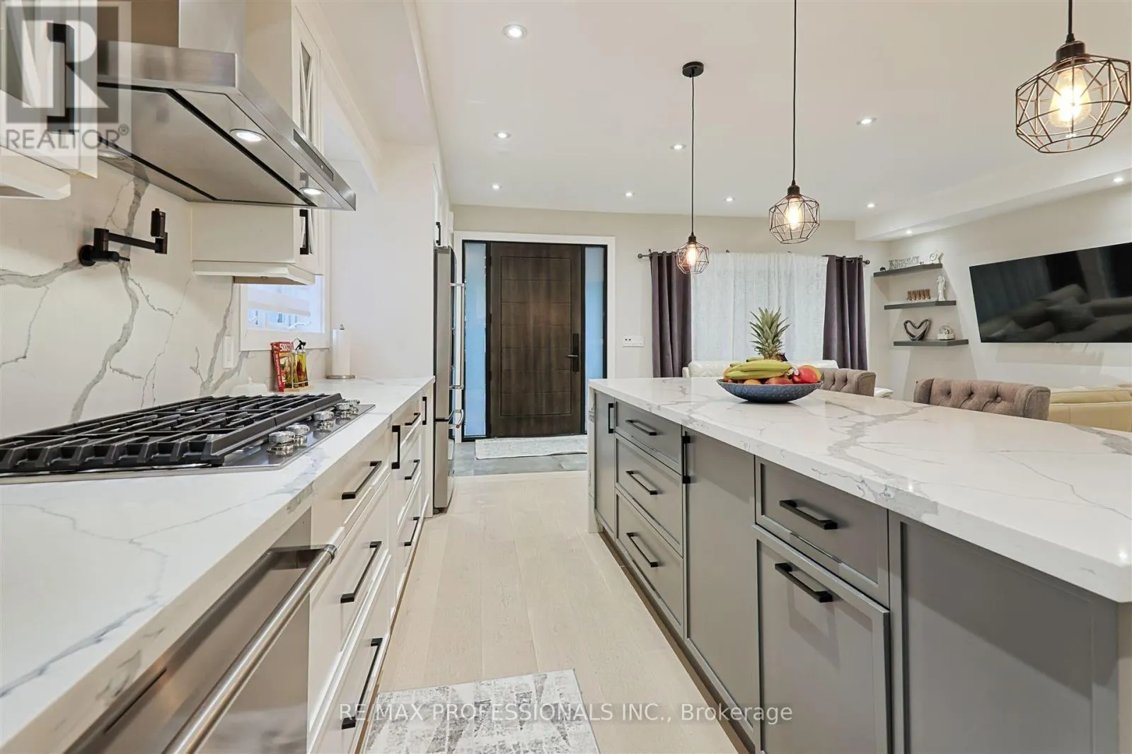 310 CHANTENAY DRIVE