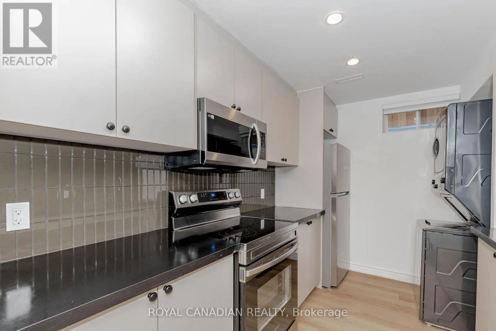 BSMT - 621 FULLUM LANDING