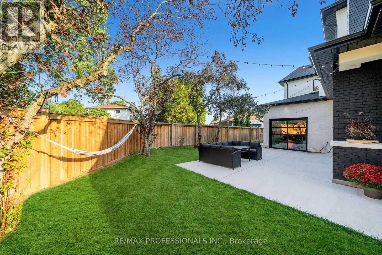 583 WEIR AVENUE