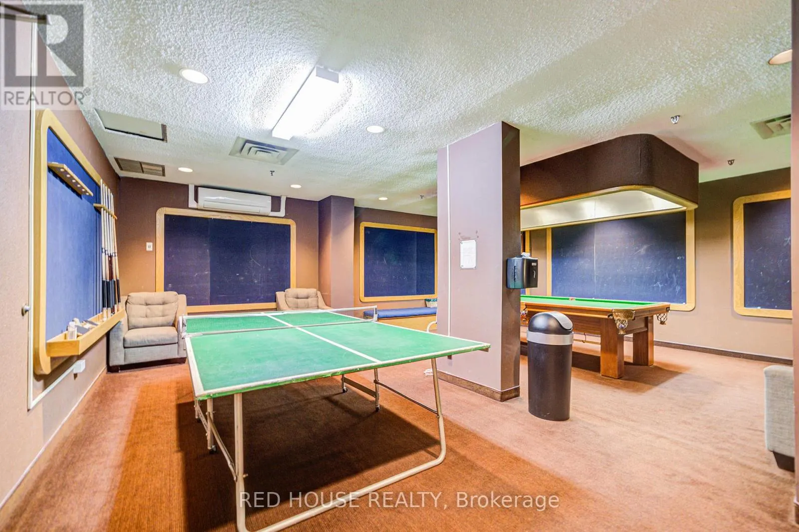 809 - 5250 LAKESHORE ROAD