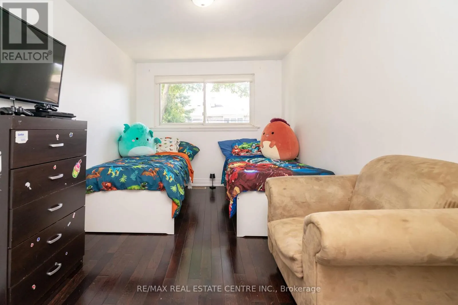 105 ALOMA CRESCENT