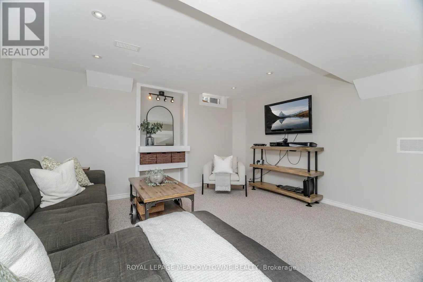 1224 TURNER DRIVE