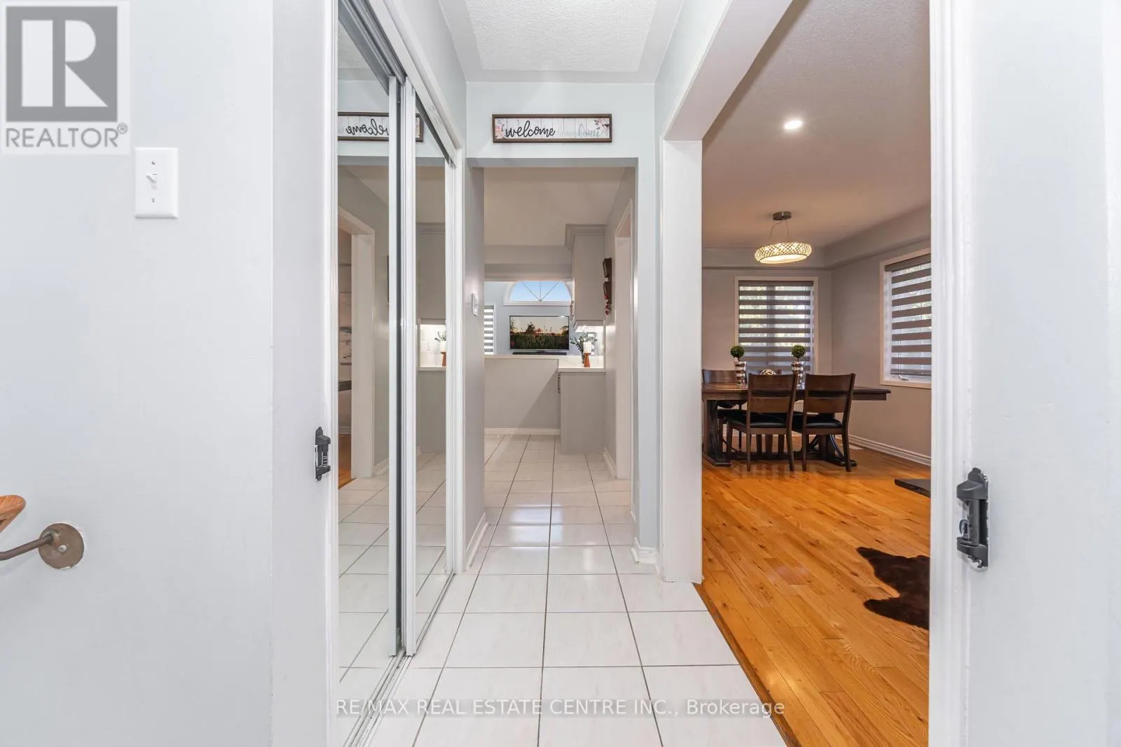 16 FEATHERTOP LANE