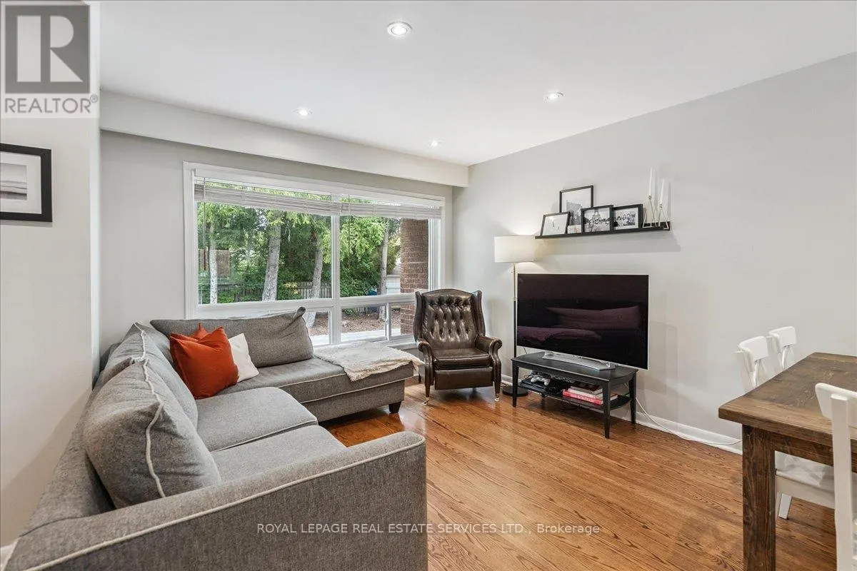 3 - 3011 CENTENNIAL DRIVE