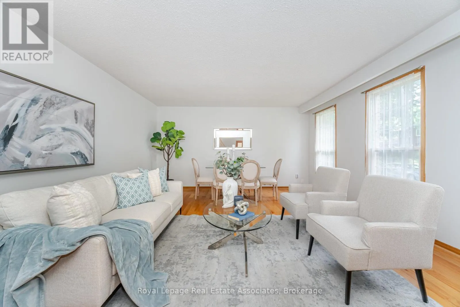 2288 LOG WOOD COURT N