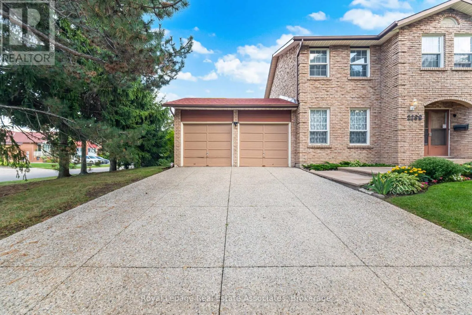 2288 LOG WOOD COURT N