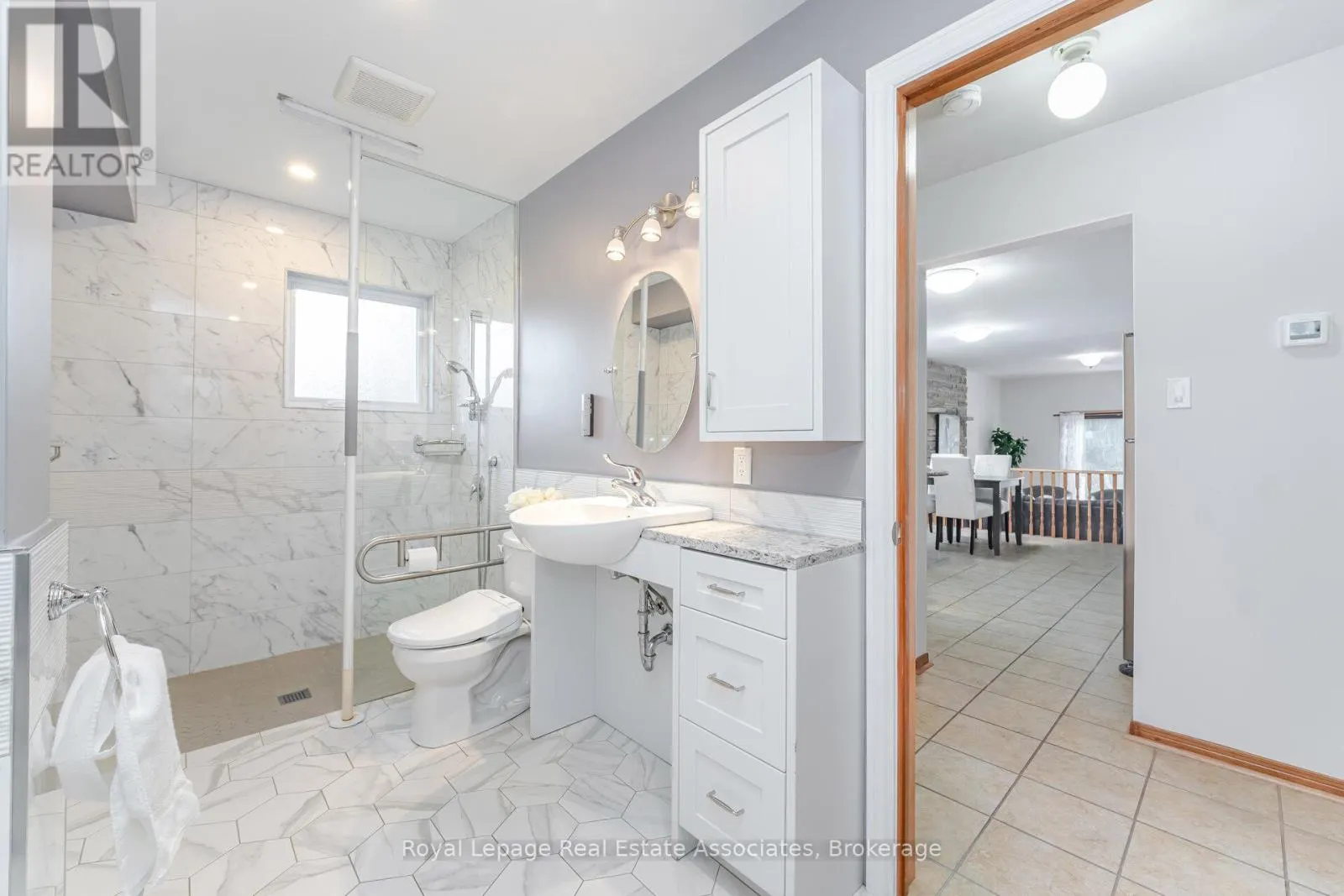 2288 LOG WOOD COURT N