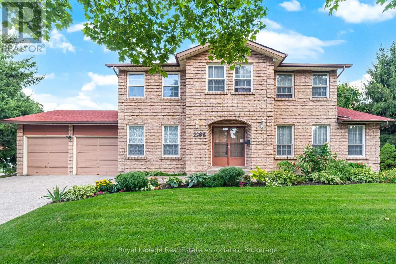 2288 LOG WOOD COURT N