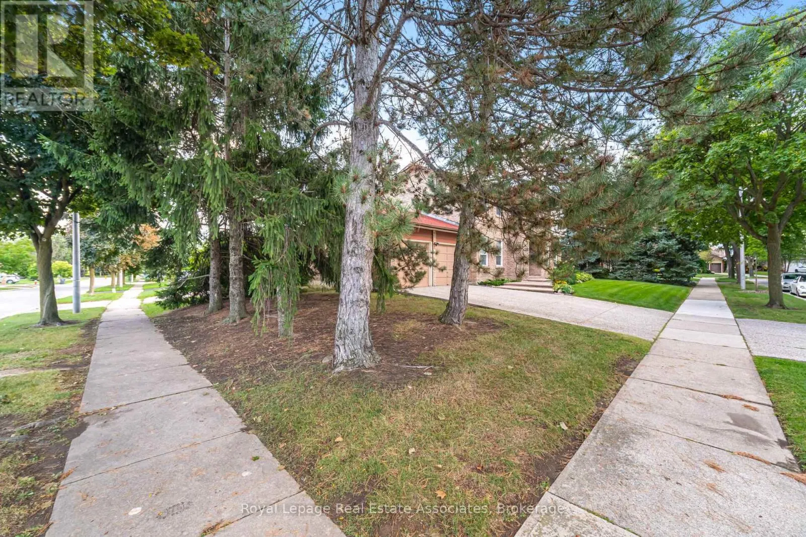 2288 LOG WOOD COURT N