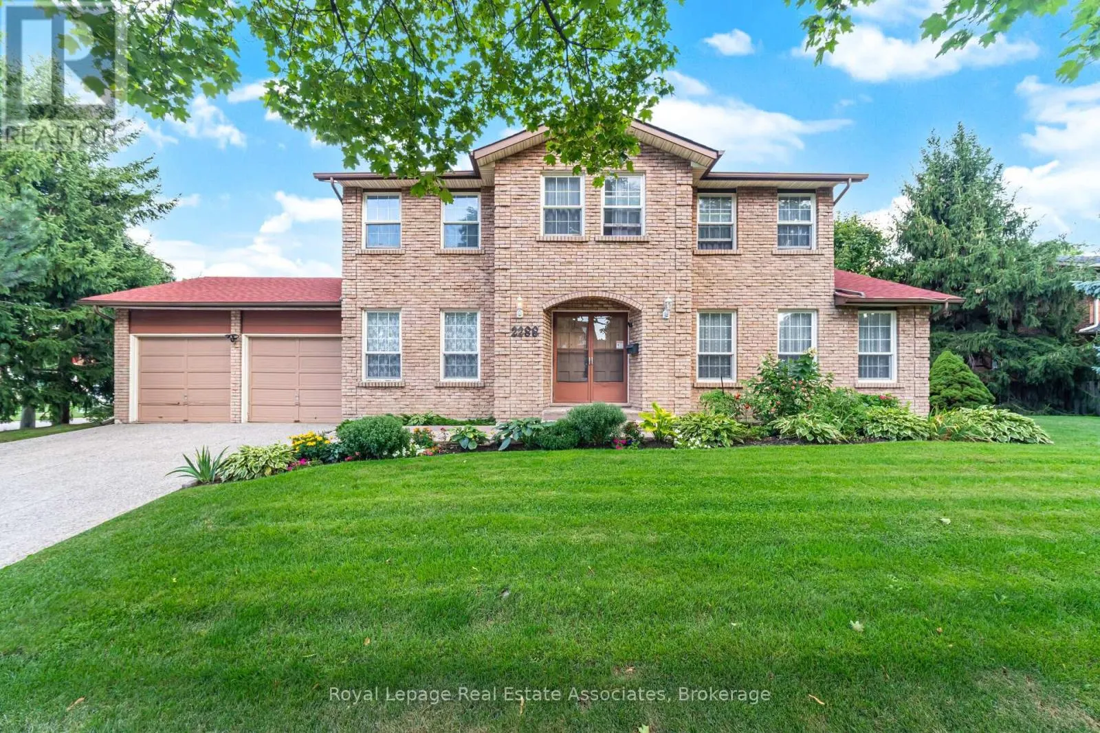 2288 LOG WOOD COURT N