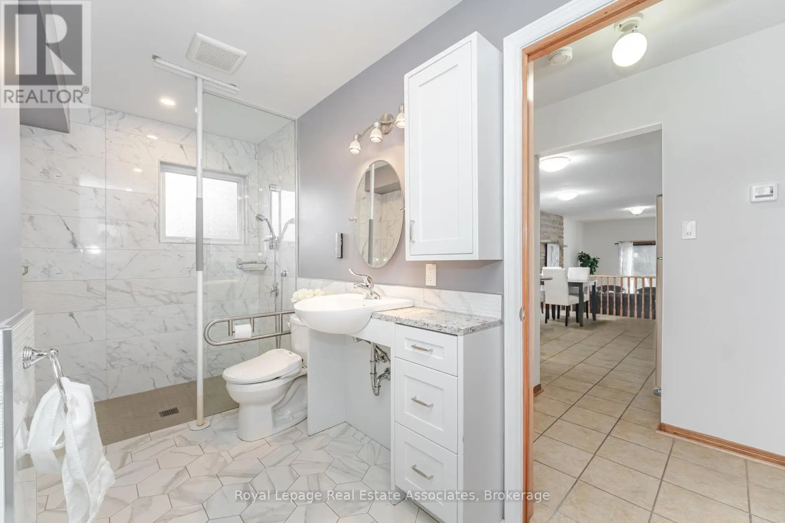 2288 LOG WOOD COURT N