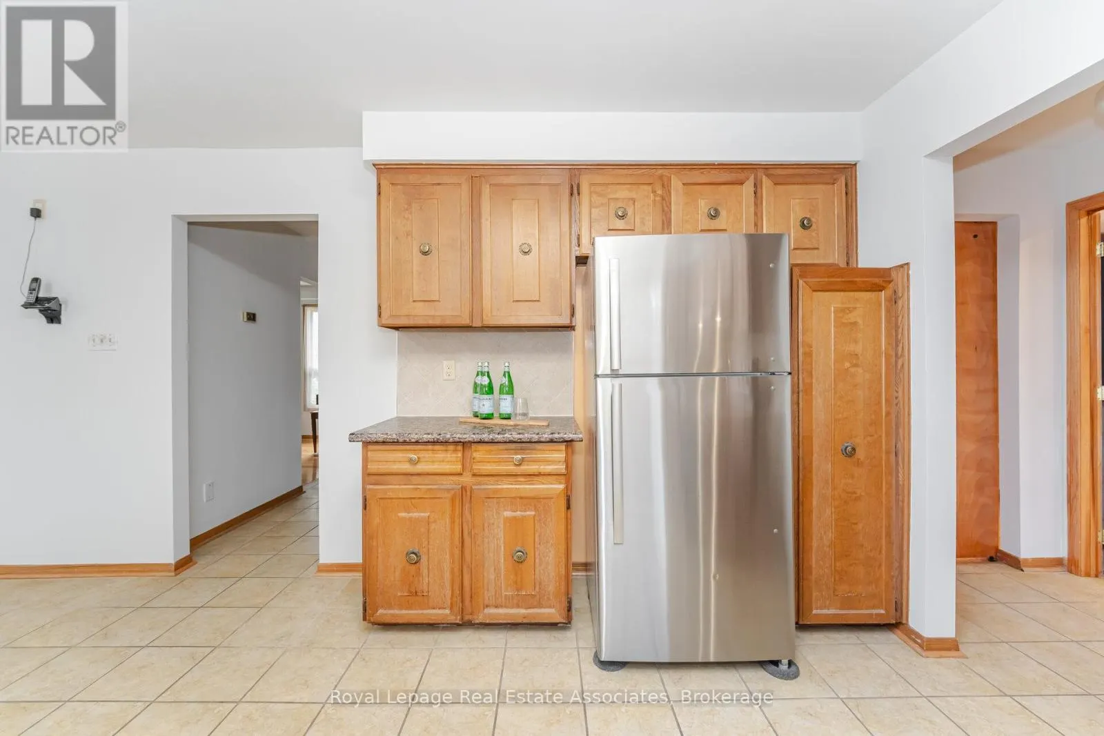 2288 LOG WOOD COURT N