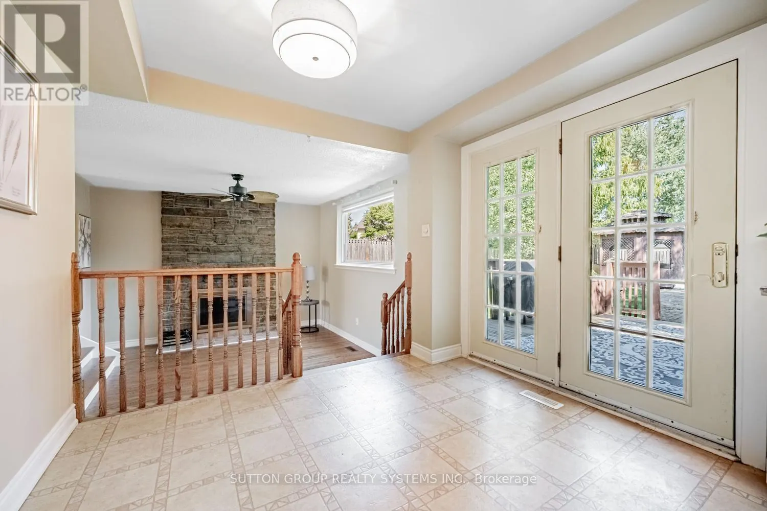 774 BANTING COURT