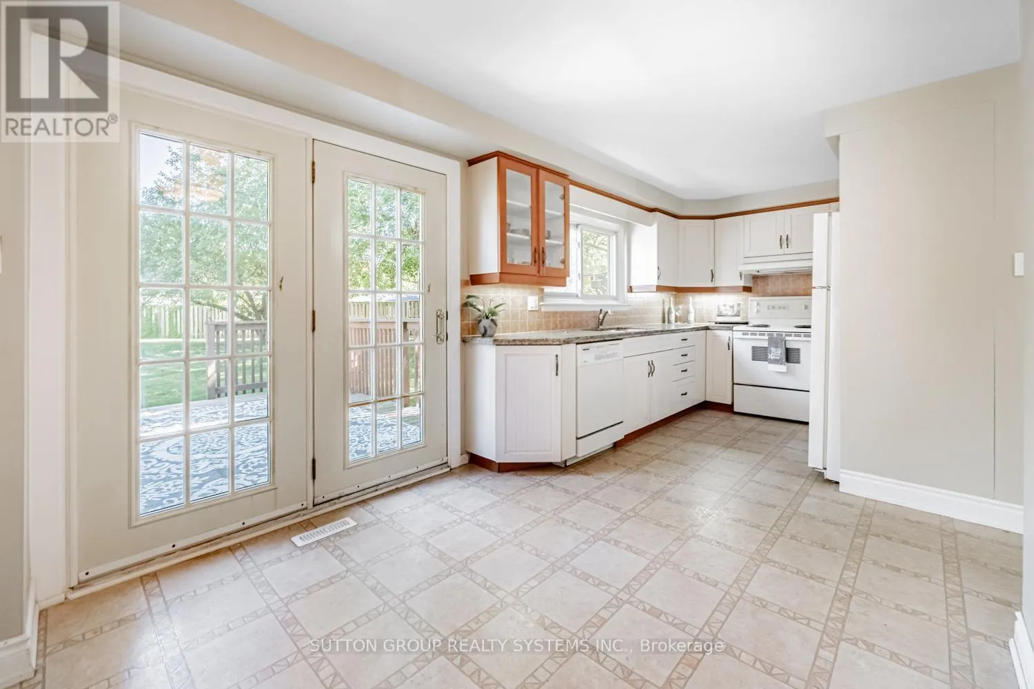 774 BANTING COURT