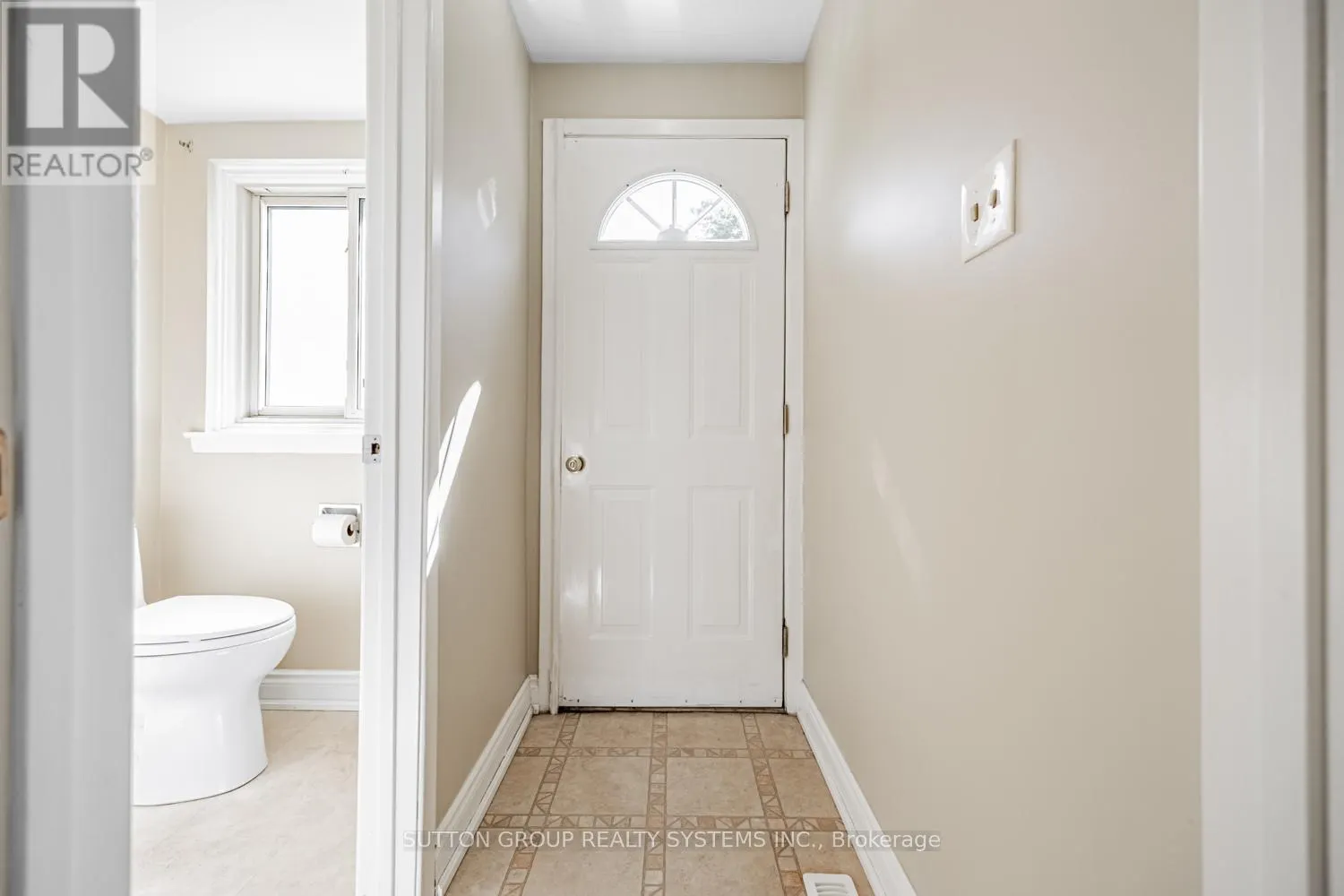 774 BANTING COURT