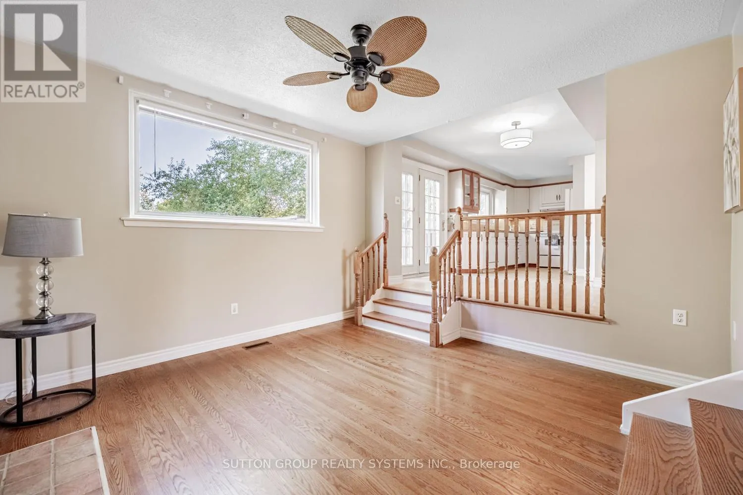 774 BANTING COURT