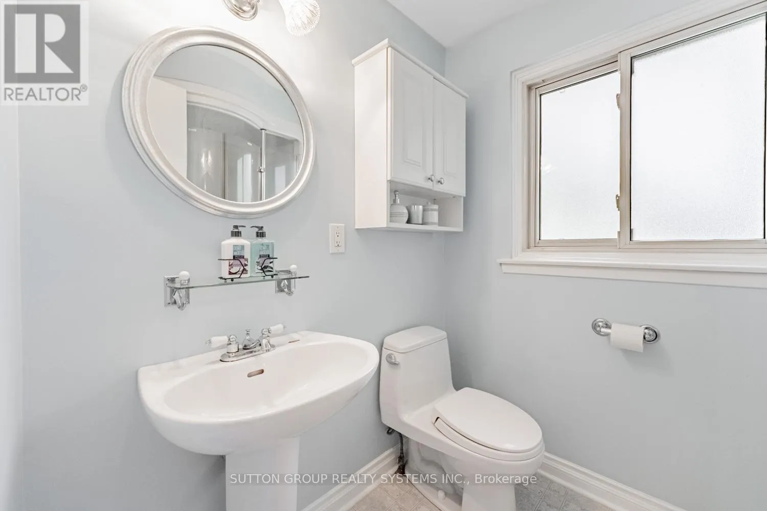 774 BANTING COURT