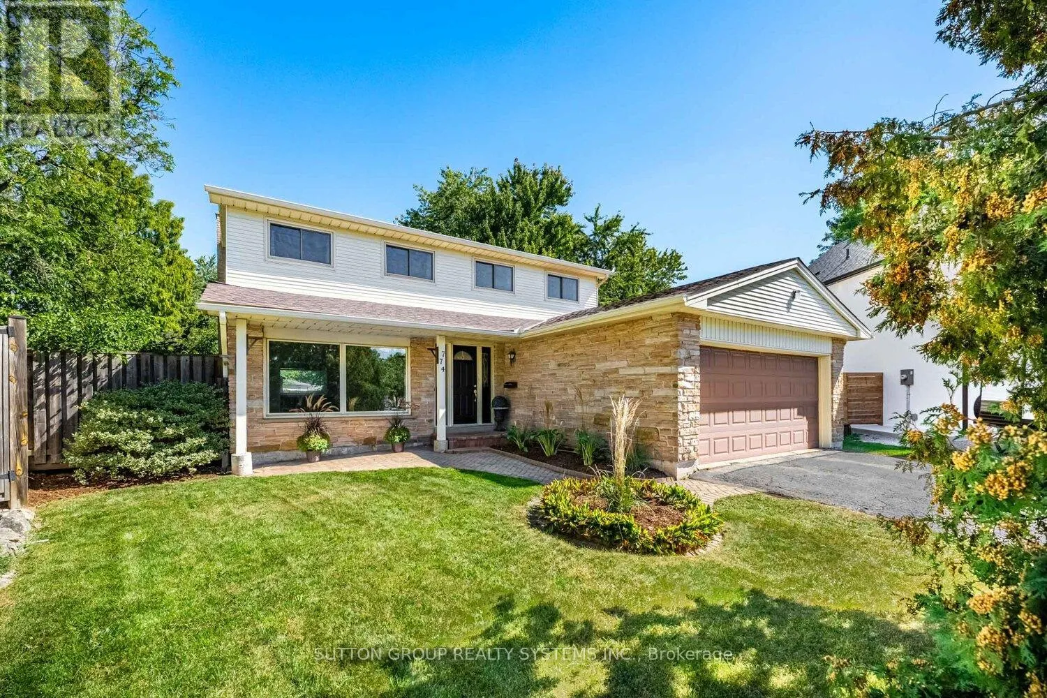 774 BANTING COURT