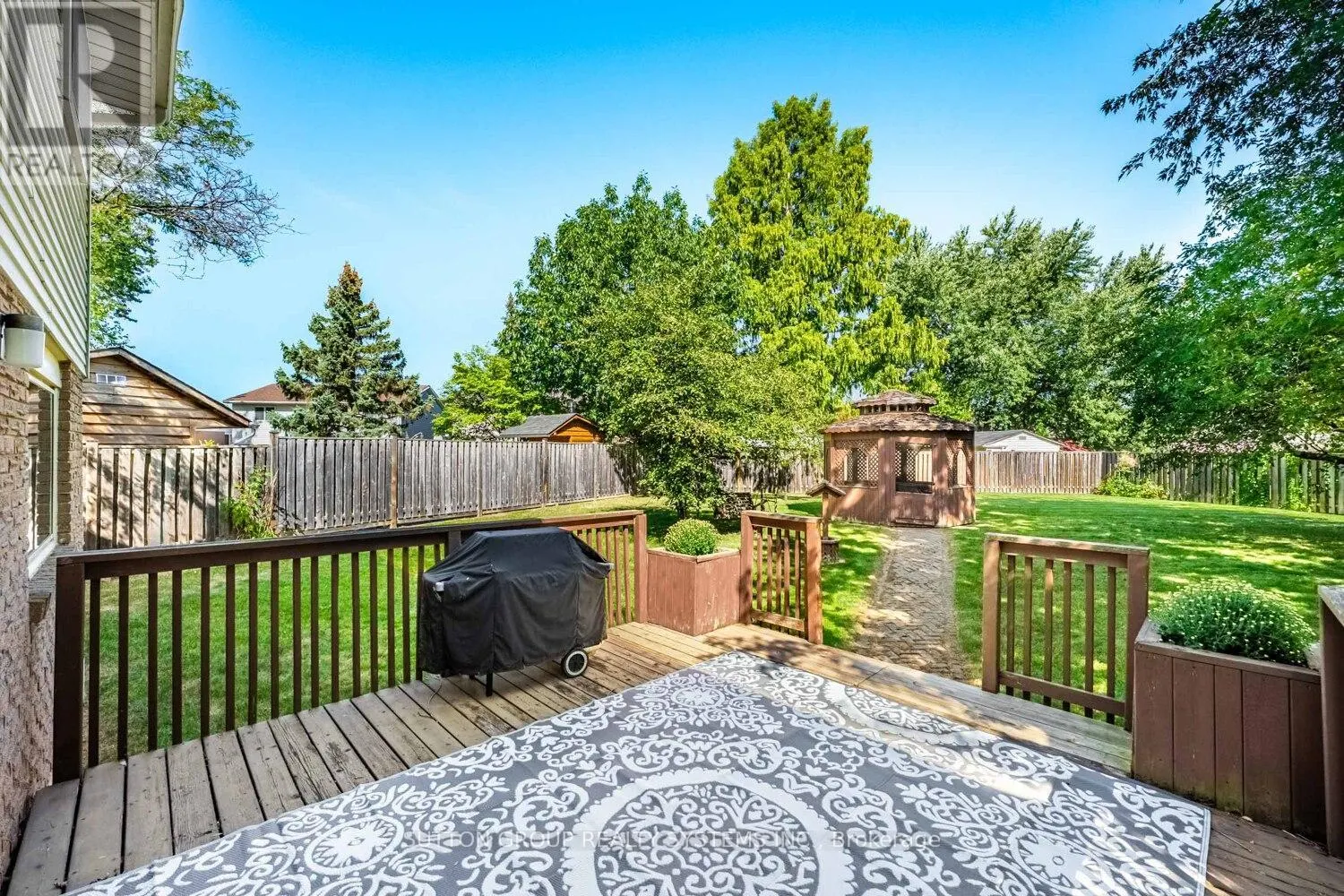 774 BANTING COURT