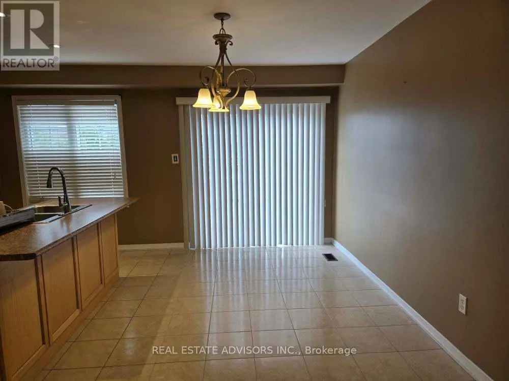 68 DELPORT CLOSE