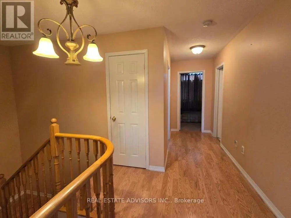 68 DELPORT CLOSE