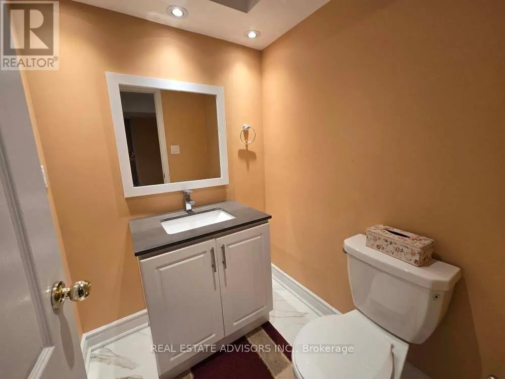 68 DELPORT CLOSE