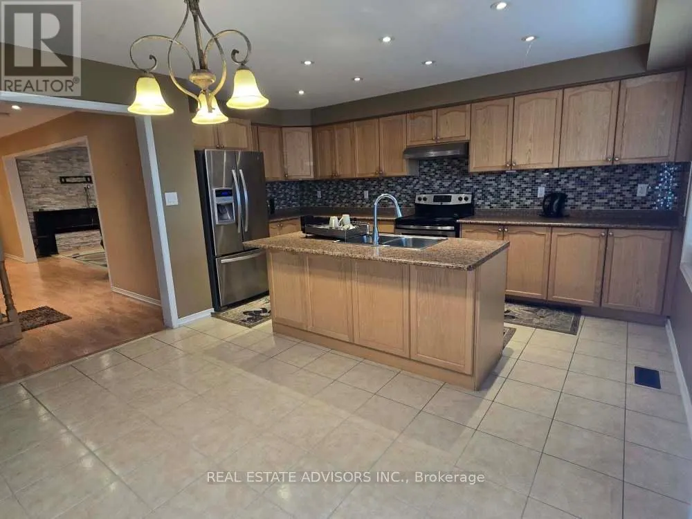 68 DELPORT CLOSE