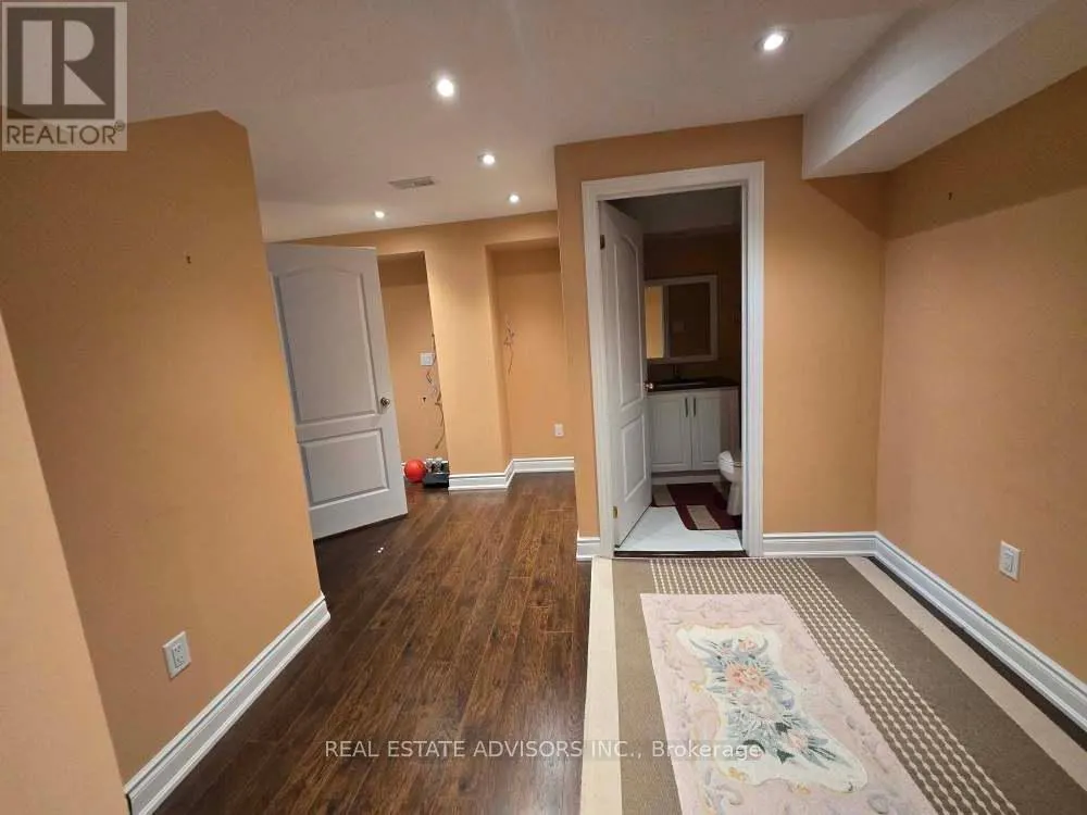 68 DELPORT CLOSE