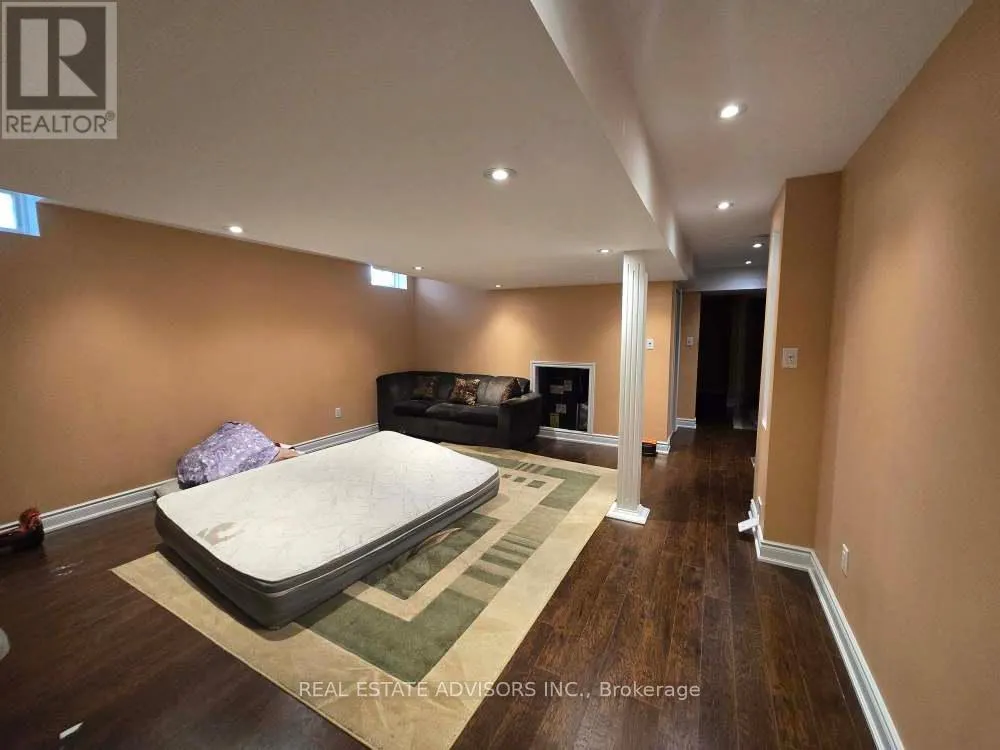 68 DELPORT CLOSE
