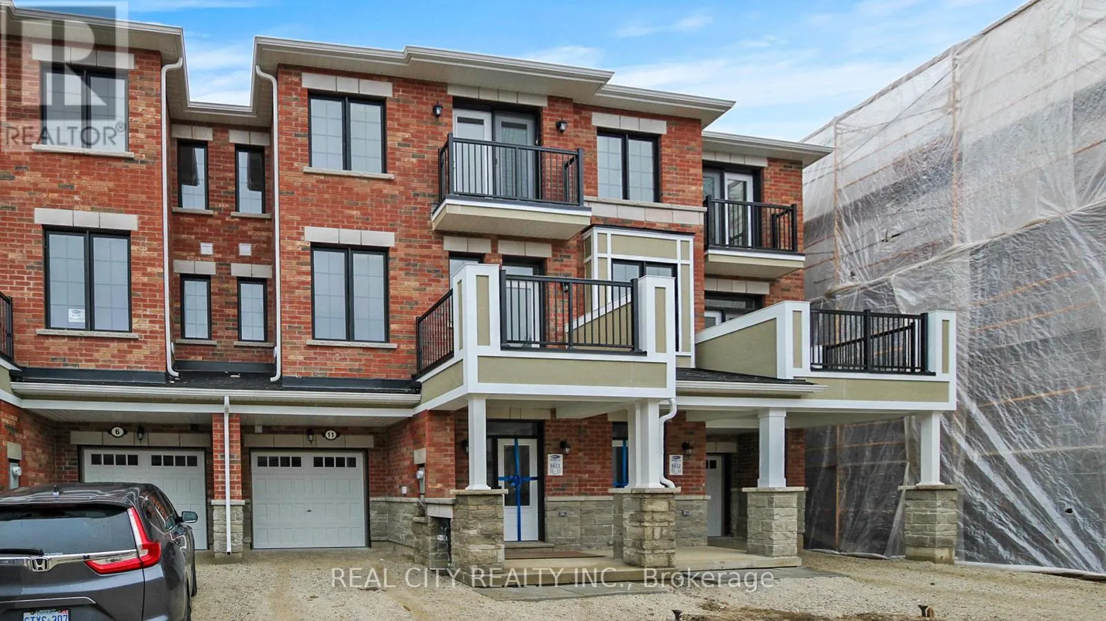 11 KEPPEL CIRCLE W