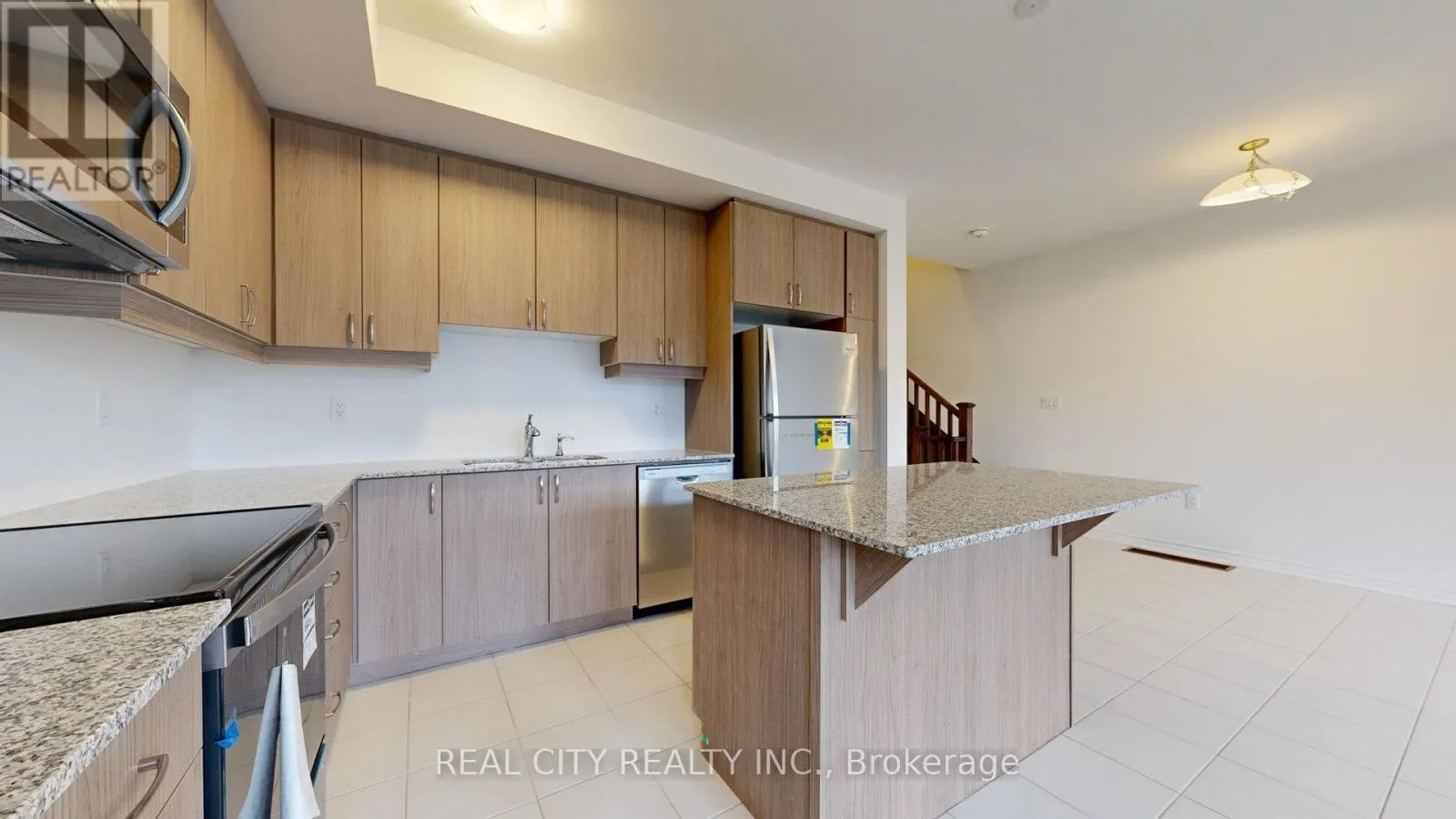 11 KEPPEL CIRCLE W