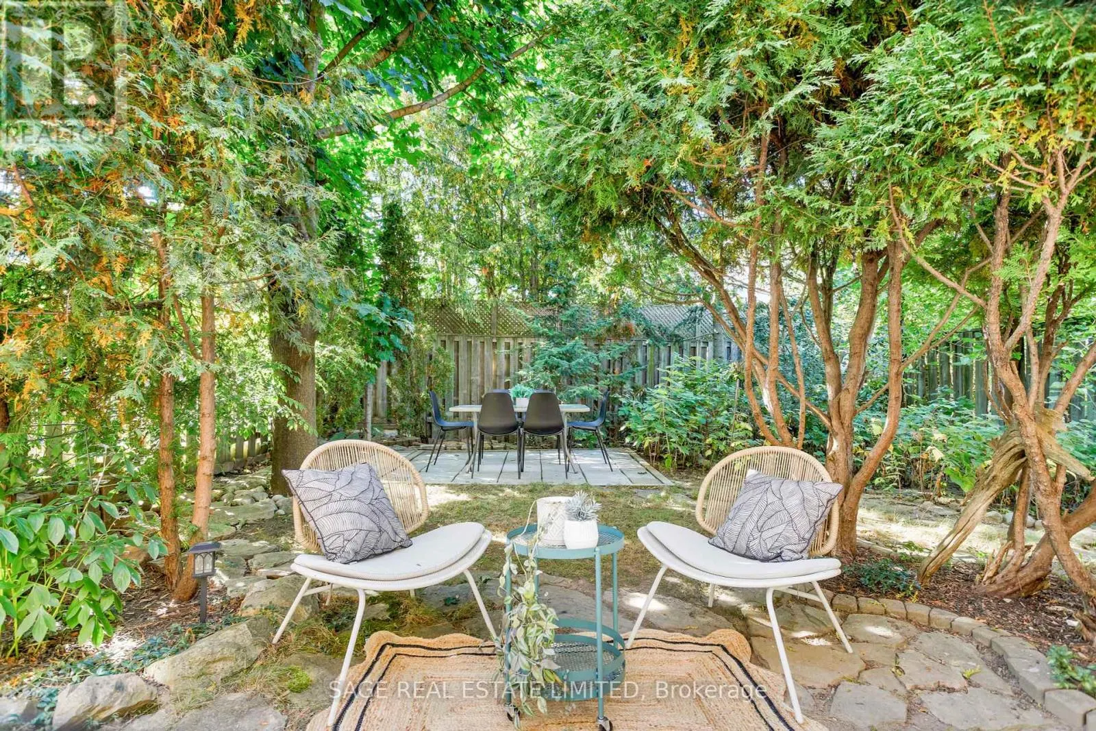 4102 TAFFEY CRESCENT