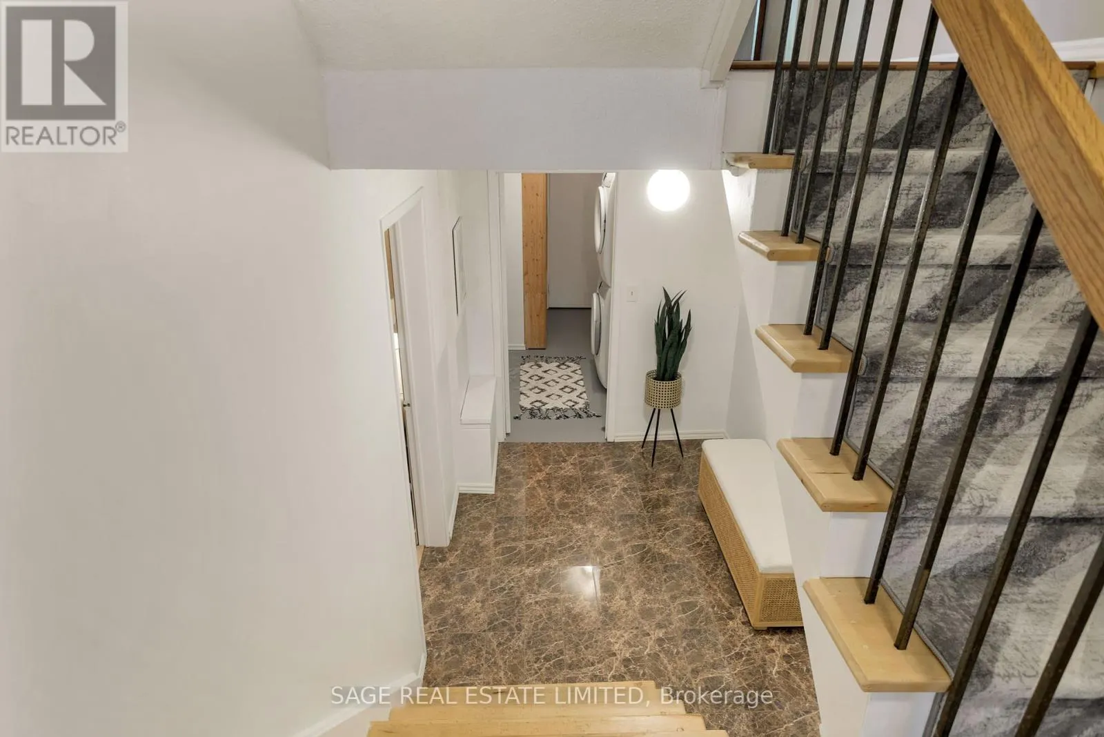 4102 TAFFEY CRESCENT