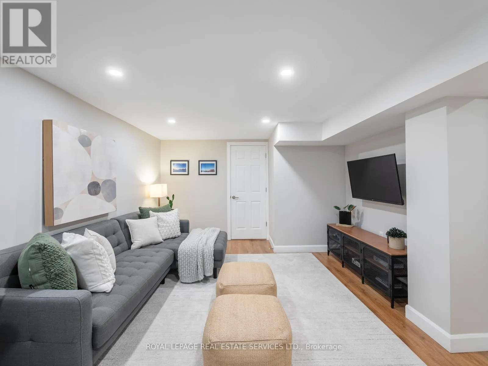 61 SKYLARK ROAD