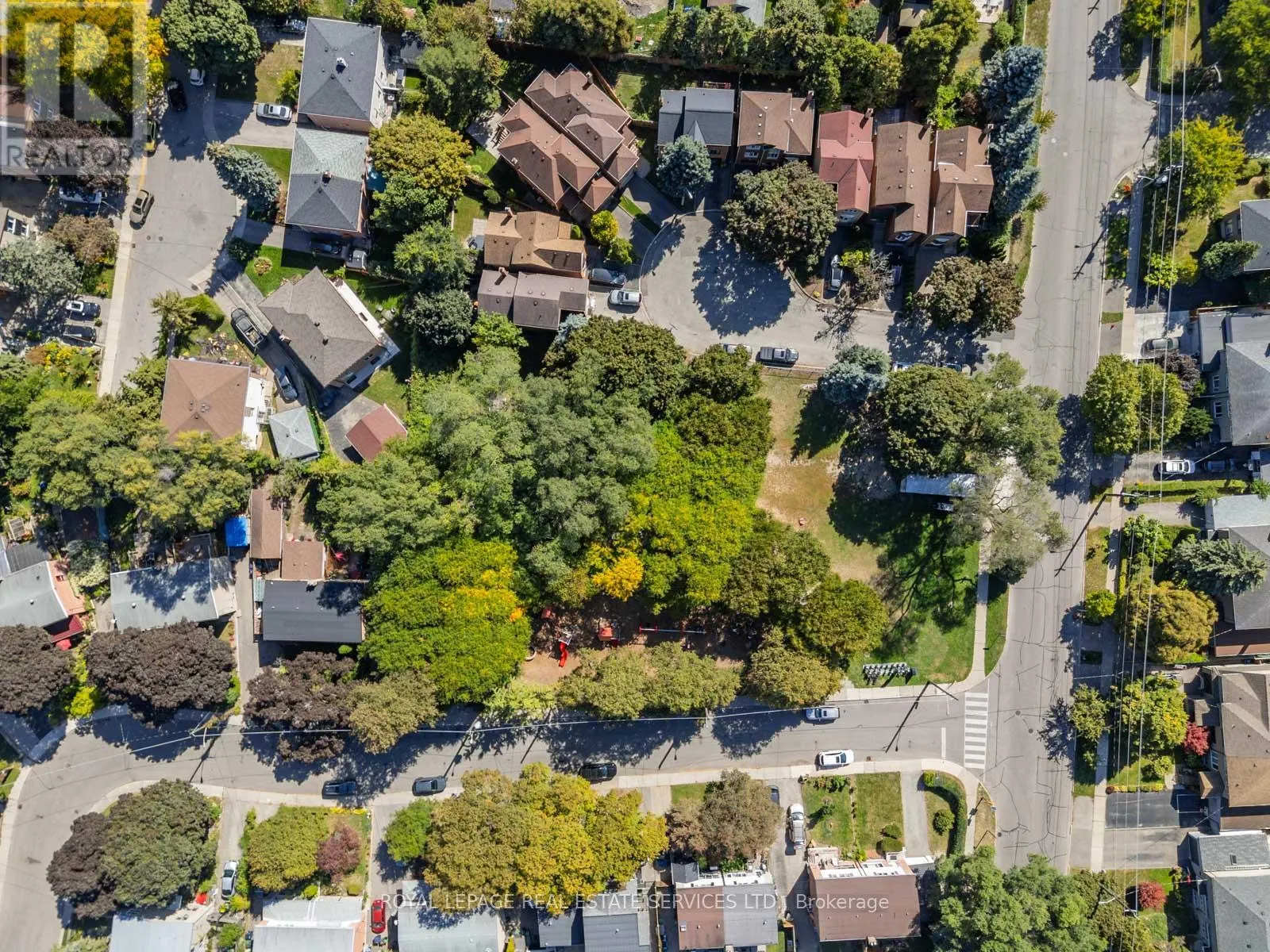 61 SKYLARK ROAD