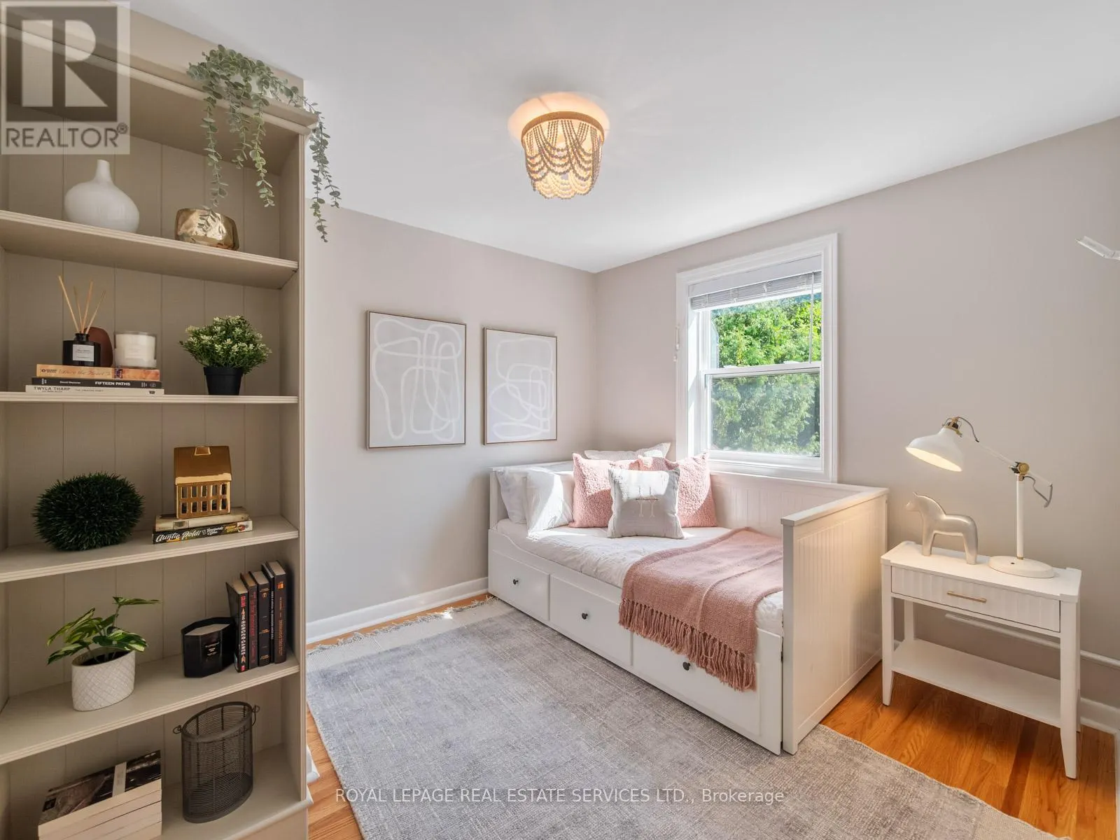 61 SKYLARK ROAD