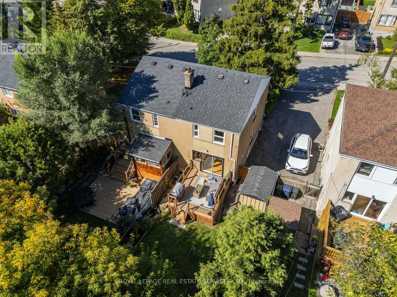 61 SKYLARK ROAD
