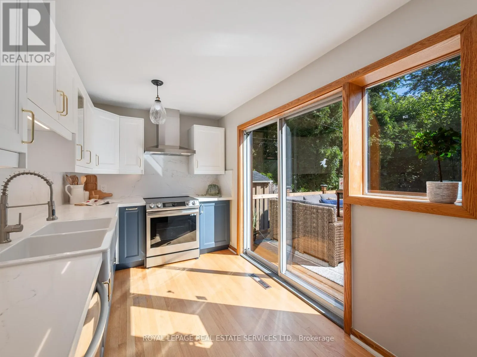 61 SKYLARK ROAD