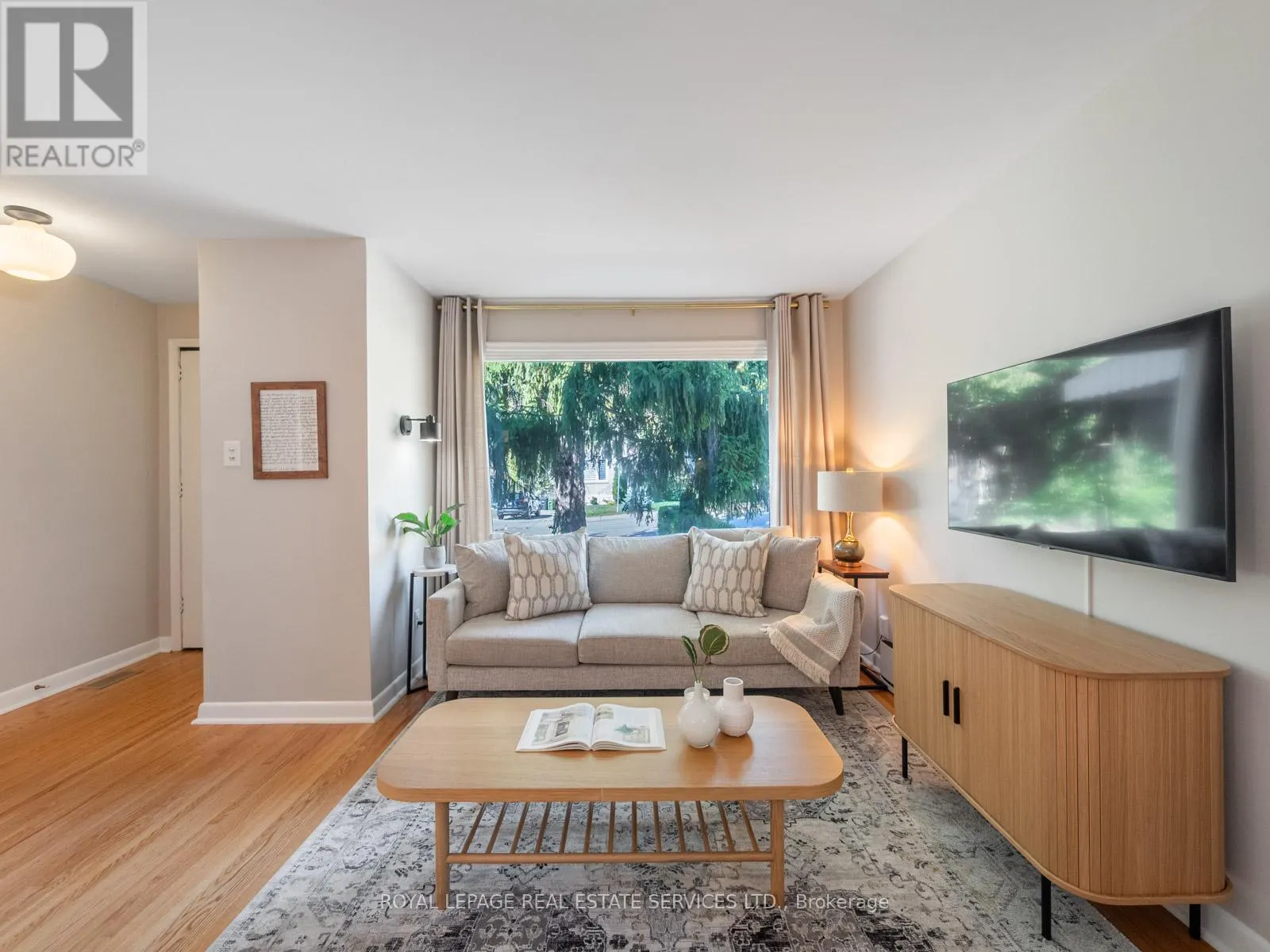 61 SKYLARK ROAD